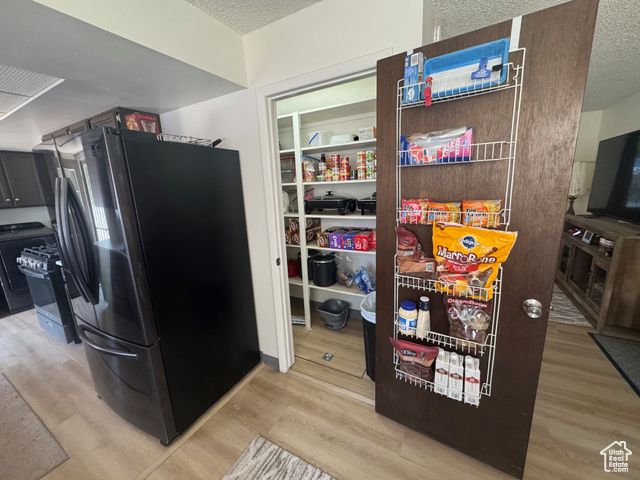 527 W PALISADE DR, Moab, UT 84532