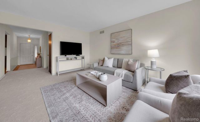 309 Coldiron Drive, Rochester Hills, MI 48307