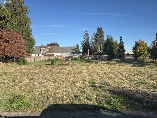 1 Se TAMPA St, Camas, WA 98607