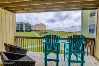 918 N New River Drive 211, Surf City, NC 28445