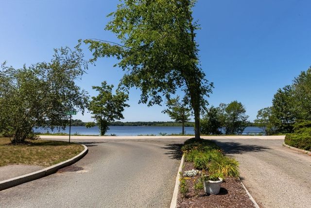 24 Saddle Drive, Bridgewater, MA 02324