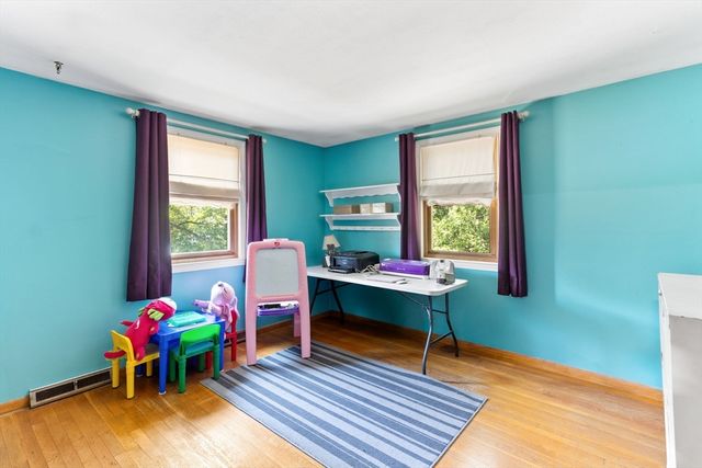 24 Saddle Drive, Bridgewater, MA 02324