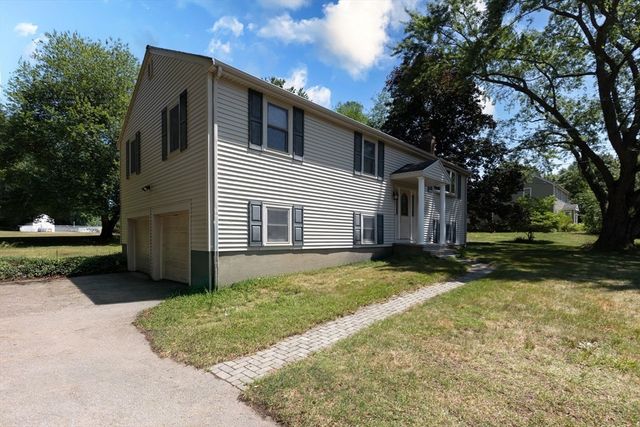 24 Saddle Drive, Bridgewater, MA 02324