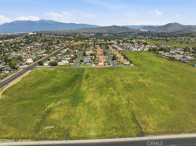 9131 Limonite, Jurupa Valley, CA 92509