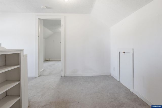 687 N Jefferson St, Lafayette, OR 97127