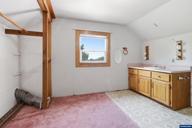 687 N Jefferson St, Lafayette, OR 97127