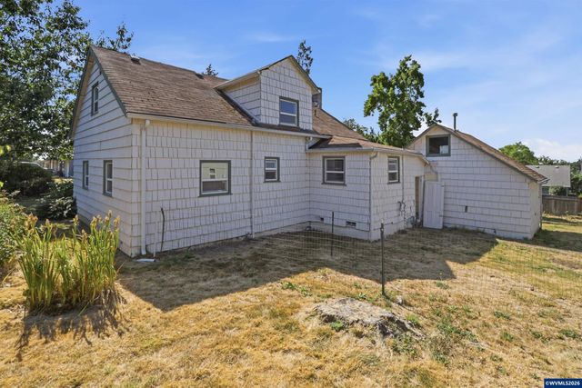 687 N Jefferson St, Lafayette, OR 97127