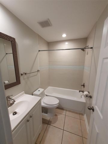 1885 ORANGE BOULEVARD WAY, Palm Harbor, FL 34683