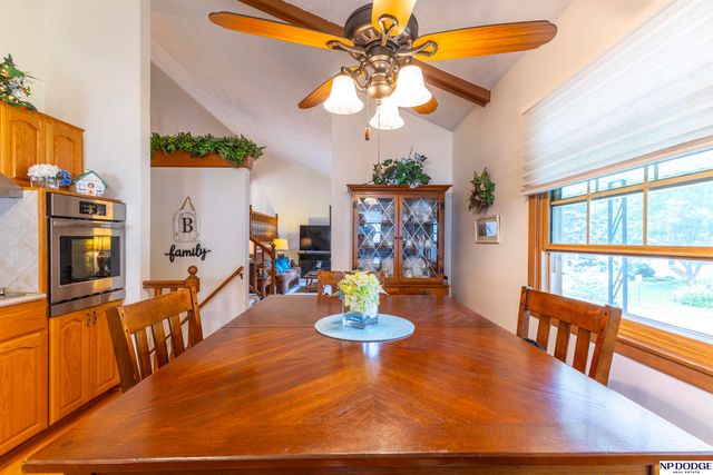 7219 Park Crest Drive, La Vista, NE 68128