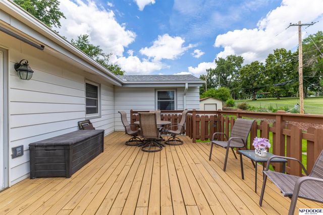 7219 Park Crest Drive, La Vista, NE 68128