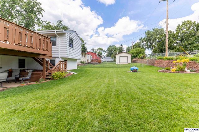 7219 Park Crest Drive, La Vista, NE 68128
