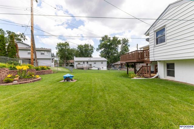 7219 Park Crest Drive, La Vista, NE 68128