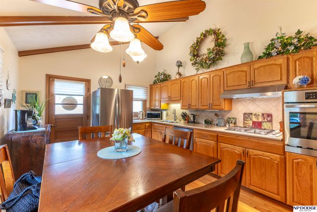 7219 Park Crest Drive, La Vista, NE 68128