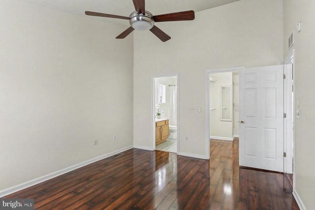 112 HOLLY HILLS DR, Harrisburg, PA 17110