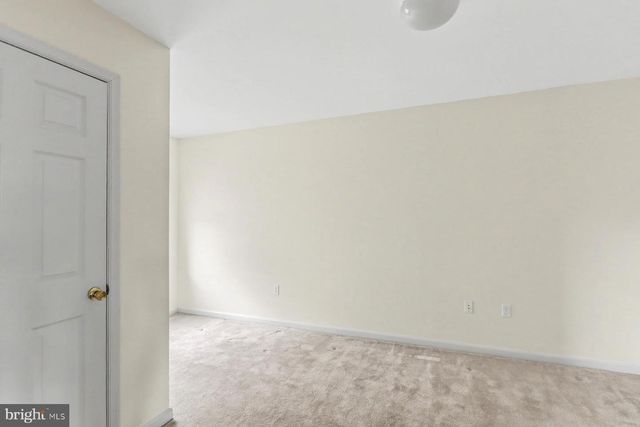 112 HOLLY HILLS DR, Harrisburg, PA 17110