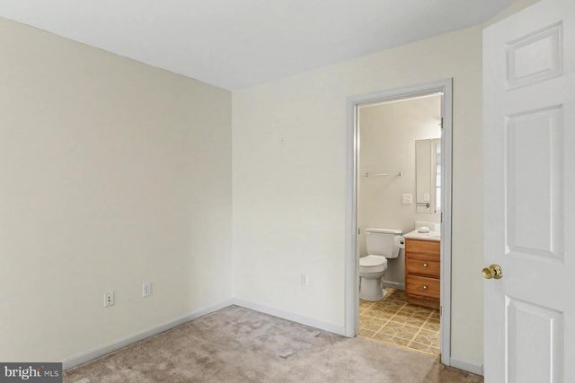 112 HOLLY HILLS DR, Harrisburg, PA 17110