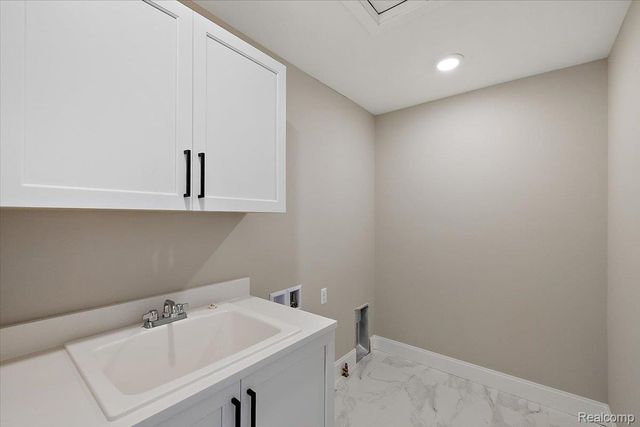 50419 Arcadia Drive, Macomb Township, MI 48042