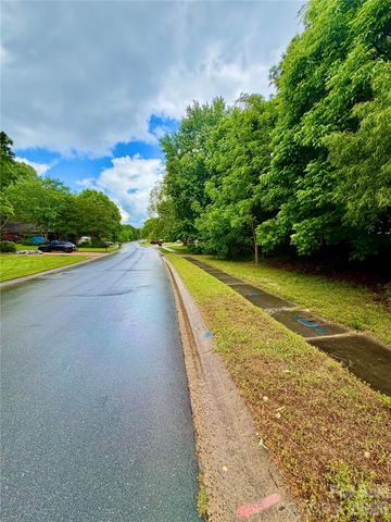 1808 Brandywine Drive, Matthews, NC 28105