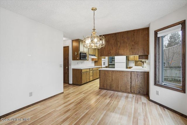 8931 N Davis Cir, Hayden, ID 83835