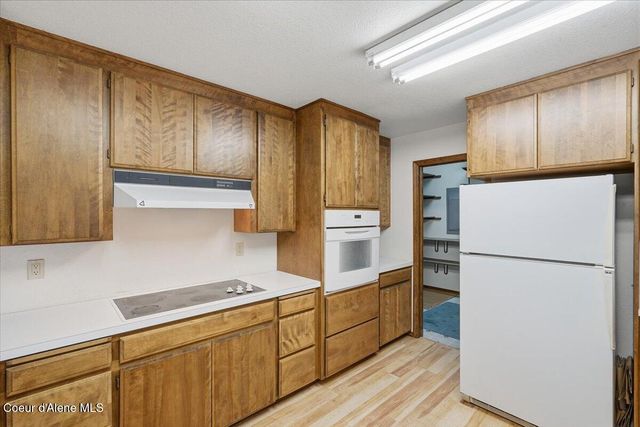 8931 N Davis Cir, Hayden, ID 83835