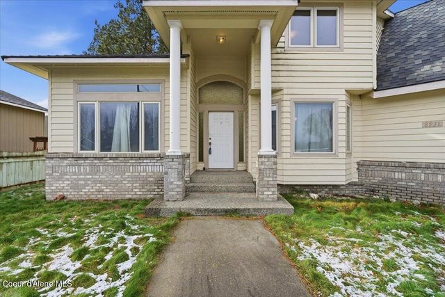 8931 N Davis Cir, Hayden, ID 83835