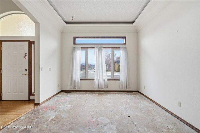 8931 N Davis Cir, Hayden, ID 83835