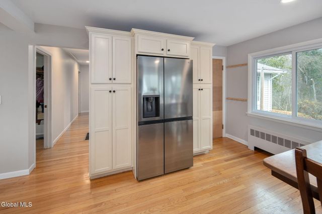 152 Crow Ridge Road, New Scotland, NY 12186