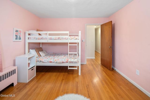 152 Crow Ridge Road, New Scotland, NY 12186