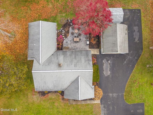 152 Crow Ridge Road, New Scotland, NY 12186