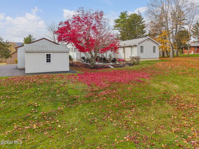 152 Crow Ridge Road, New Scotland, NY 12186