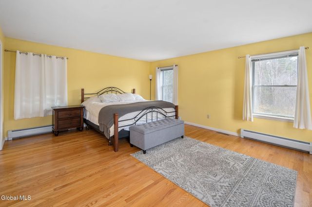 152 Crow Ridge Road, New Scotland, NY 12186