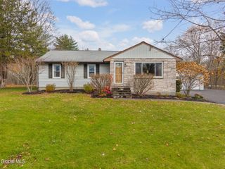 152 Crow Ridge Road, New Scotland, NY 12186