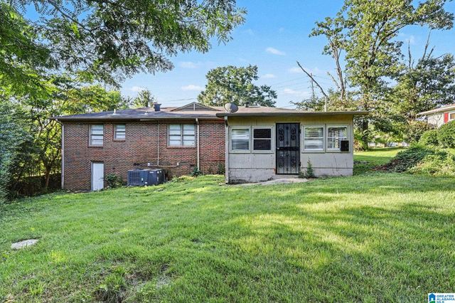 508 26TH AVENUE NE, Center Point, AL 35215