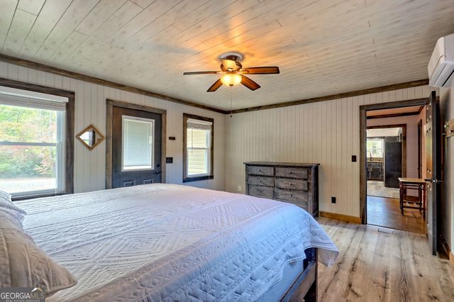 1306 Hot House Road, Hayesville, NC 28904