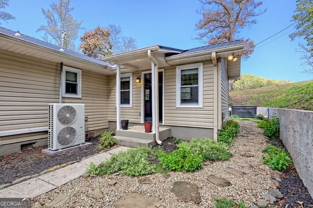 1306 Hot House Road, Hayesville, NC 28904