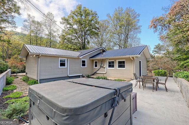 1306 Hot House Road, Hayesville, NC 28904