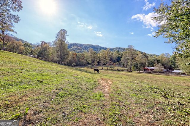 1306 Hot House Road, Hayesville, NC 28904