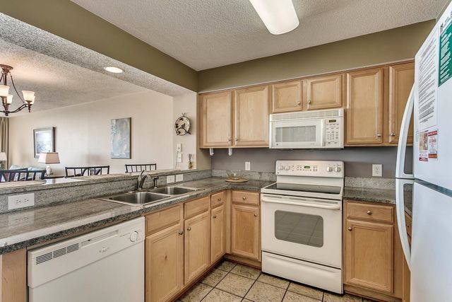 1401 S Ocean Blvd Unit 902, North Myrtle Beach, SC 29582