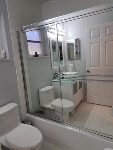 7047 Summer Tree Drive, Boynton Beach, FL 33437