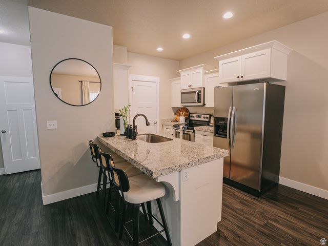 7565 N HUTCH LN, Eagle Mountain, UT 84005