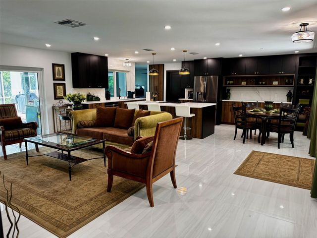 4101 NW 10th Street, Coconut Creek, FL 33066