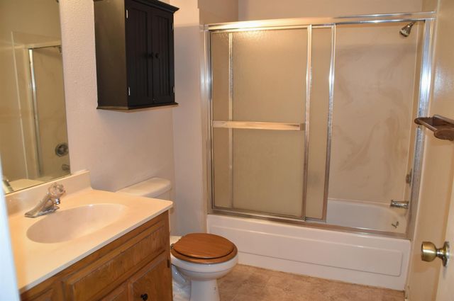 611 Brandywine, Lodi, CA 95240