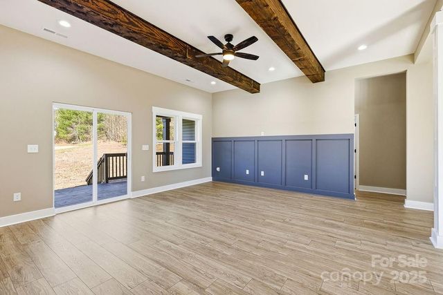 79 Crystal Mountain Drive, Hendersonville, NC 28739