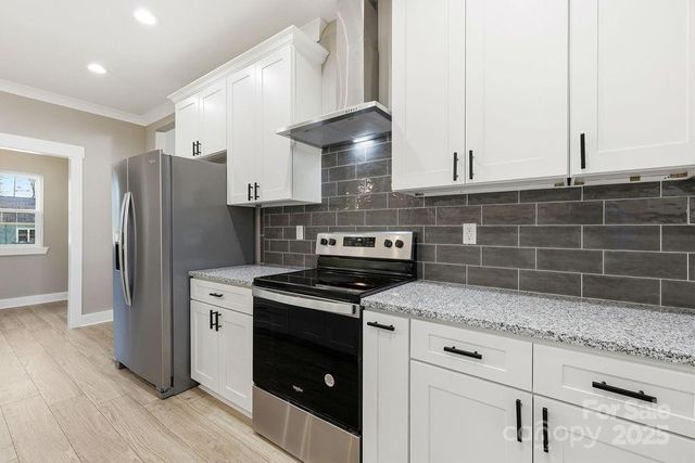 79 Crystal Mountain Drive, Hendersonville, NC 28739