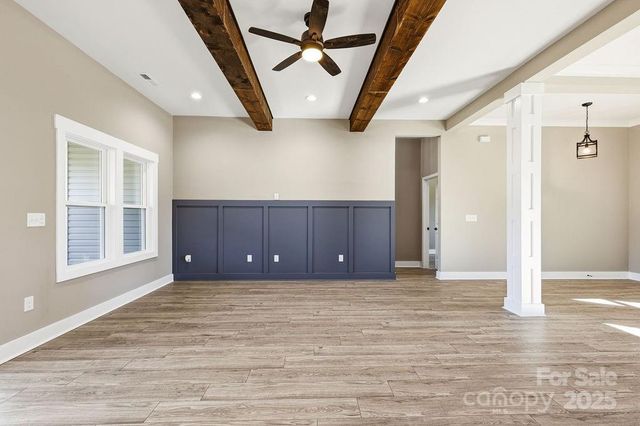 79 Crystal Mountain Drive, Hendersonville, NC 28739