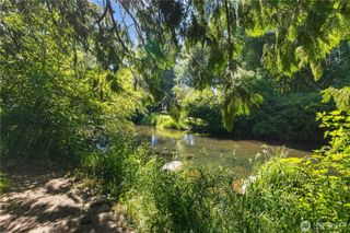 14121 Beaver Drive SE, Rainier, WA 98576