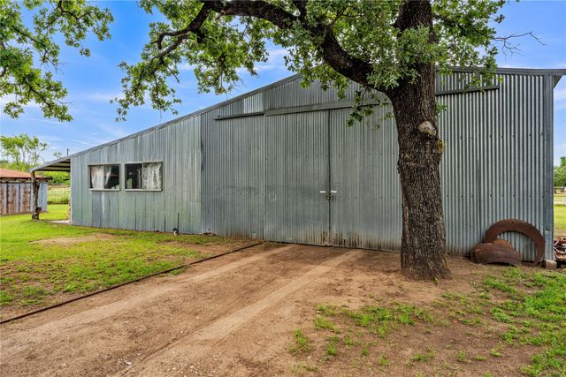 209 Dixie Road, Weatherford, TX 76087