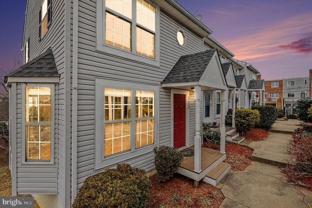 122 E GLEBE RD, Alexandria, VA 22305