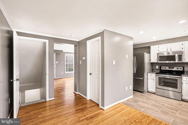 122 E GLEBE RD, Alexandria, VA 22305