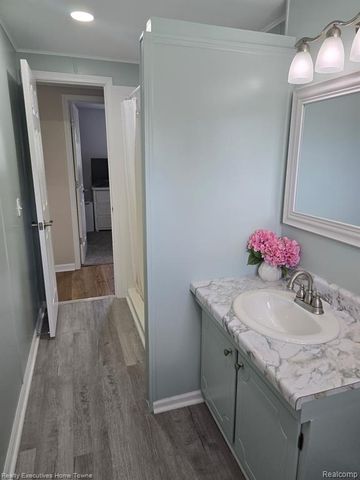 5938 Avalon Circle, Lexington, MI 48450